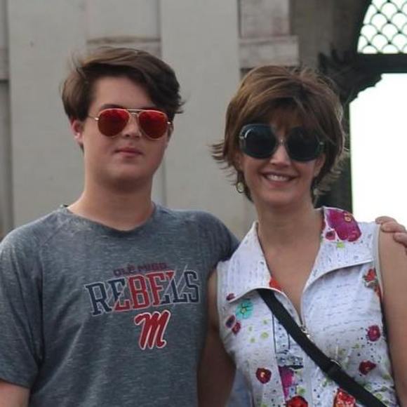 Meet your Posher, Jill - Picture 1 of 1